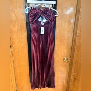 LENA Burgundy Pleated Strapless Midi Dress Twist Front Size Medium NWT